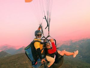 paragliding in kamshet near lonavala mumbai and pune